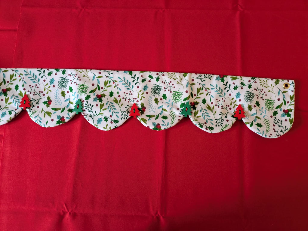 Handmade Christmas Shelf Edging – 1 Metre Festive Fabric Decoration